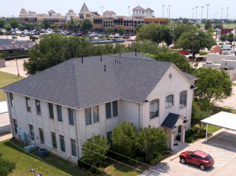 MULTI-STORY OFFICE BUILDING SOLD IN ARLINGTON, TX