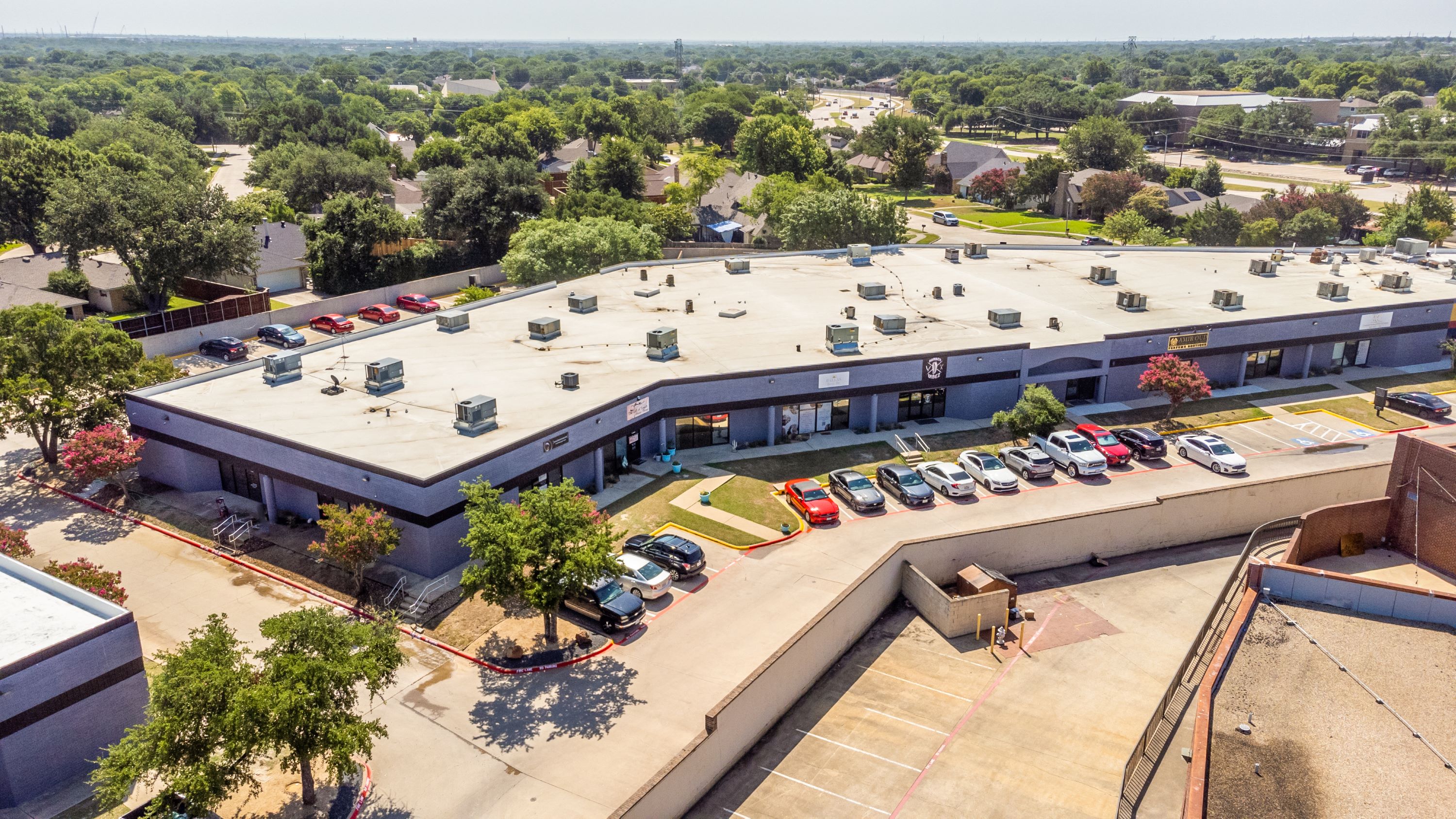 VISION COMMERCIAL INKS NEARLY 30K SF OF NEW AND EXTENDED LEASES